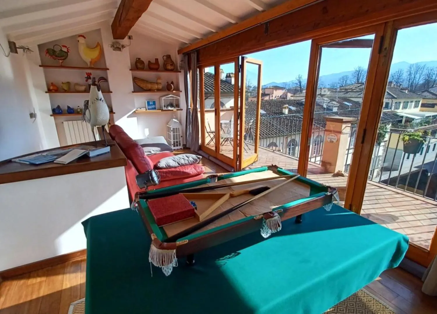 Terrazza Coccode' Spazioso Con Vista Mozzafiato! لوكا