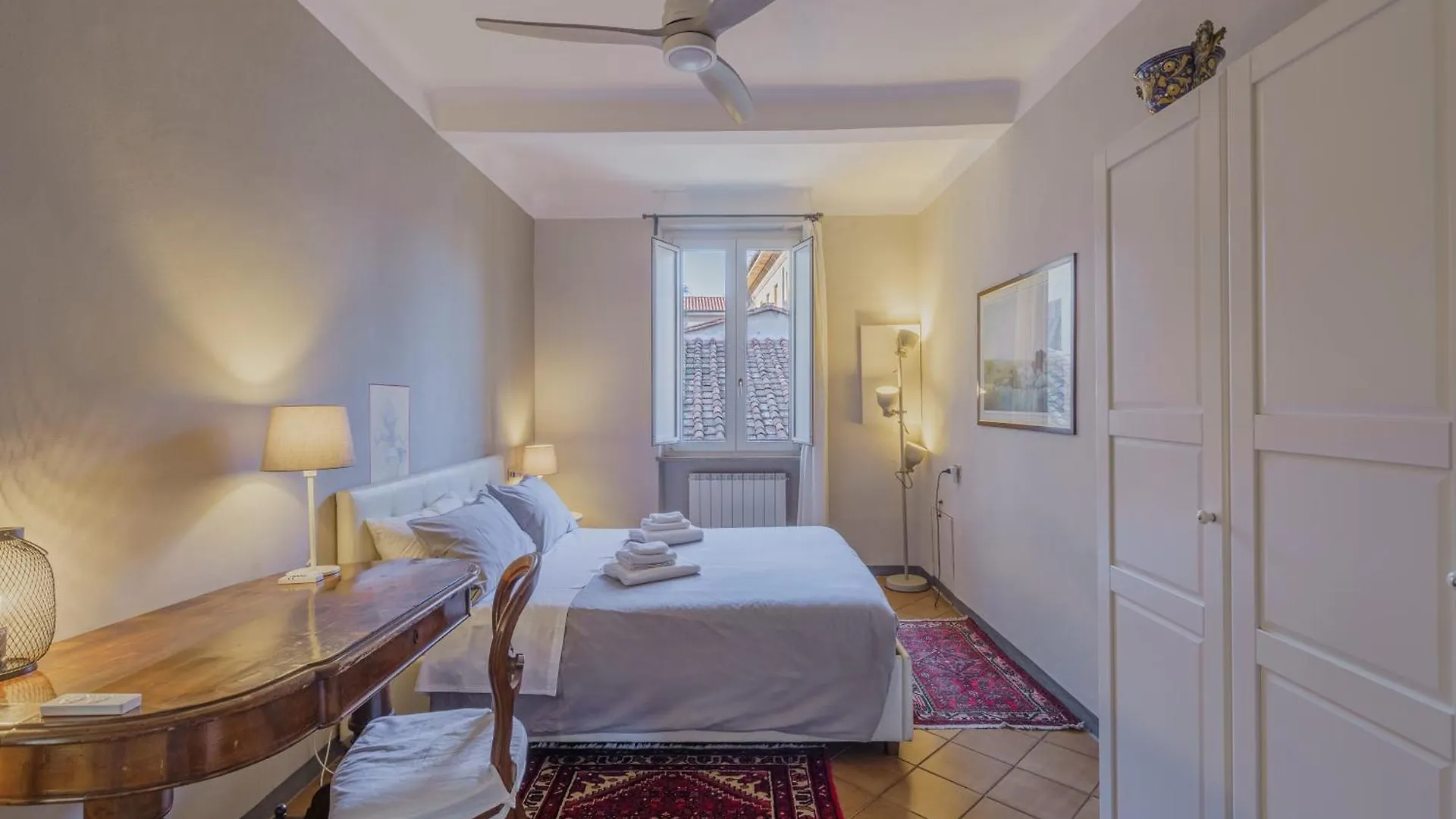 Terrazza Coccode' Spazioso Con Vista Mozzafiato! لوكا شقة